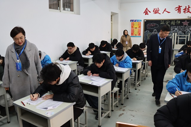 图为考核现场 - 副本.jpg