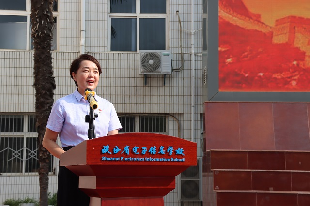 1787280110761738.jpg 党委副书记、校长魏萍讲话.jpg