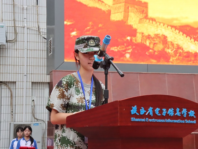 学生代表林佩敏发言 - 副本.jpg