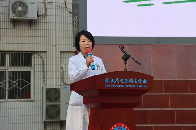 1792048055551990.jpg 灞桥区人民医院吴花妮副主任医师普及秋冬防病知识 - 副本.jpg
